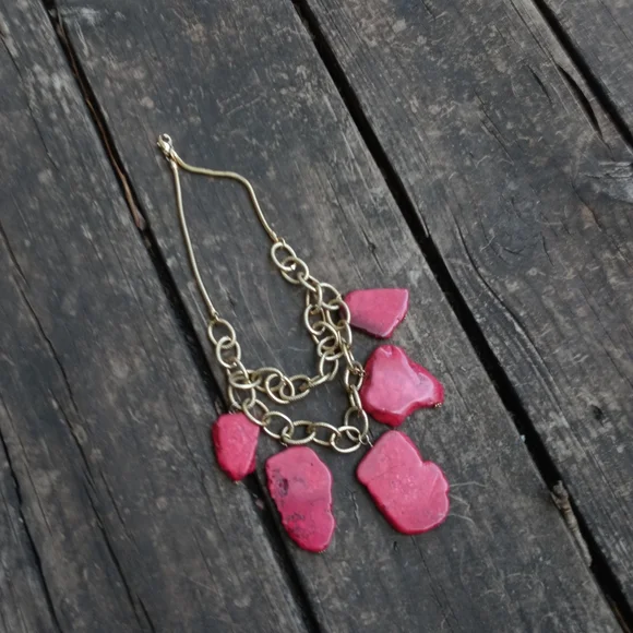 🌞🎀 Bibi NECKLACE🩸Red Coral Stones - Picture 5 of 6